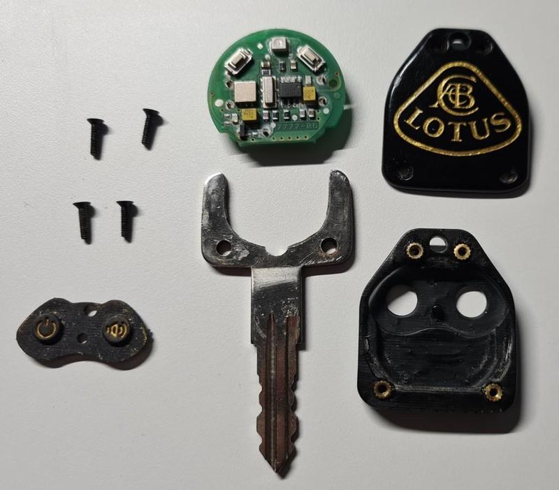 Lotus key fob (Cobra 7777B)