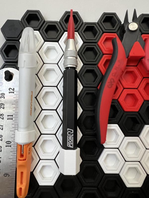 Honeycomb Storage Wall (HSW) - Noga SC-8000 Scraper Holder