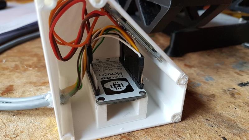 External case for cg scale