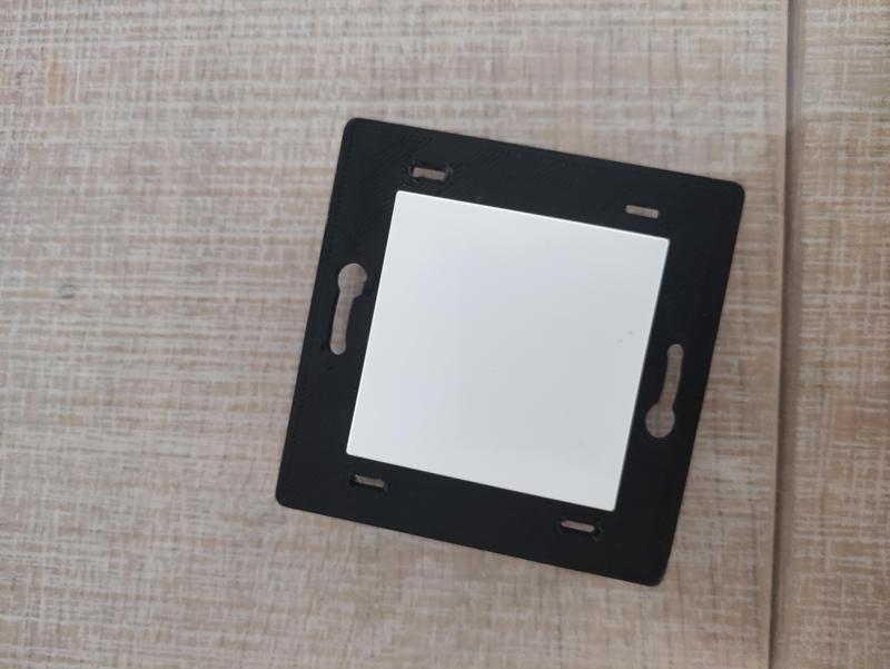 Plaque pour obturateur de prise