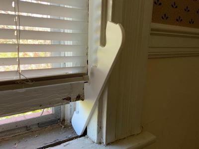 Window Stop