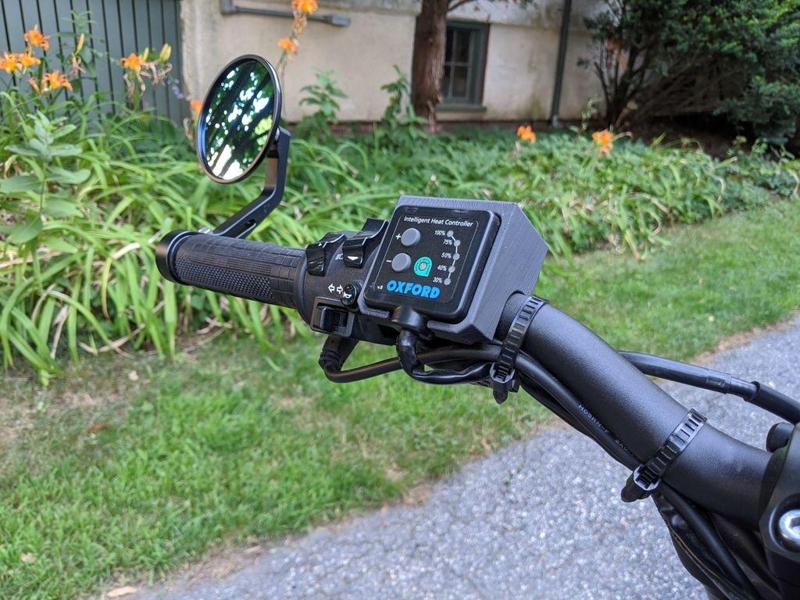 MT09 Heated controller bracket