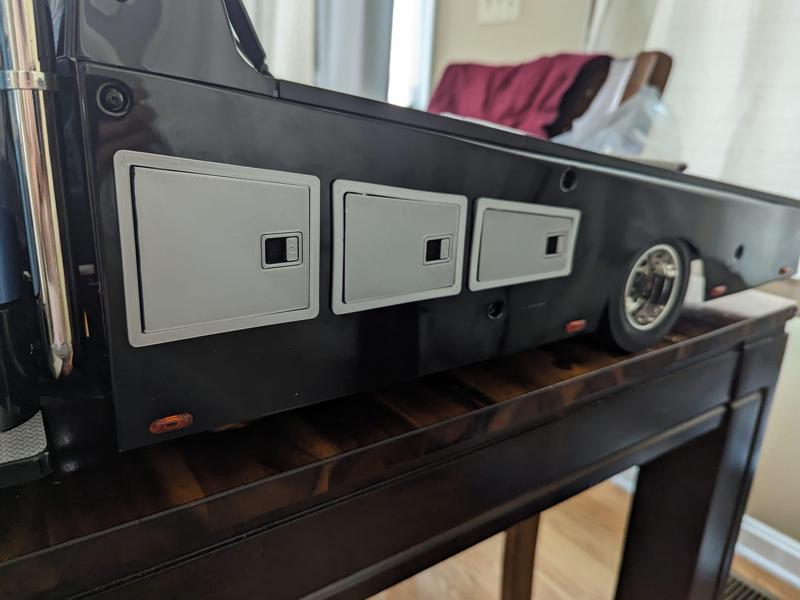 REDCAT Racing COE Hauler compatible side Toolboxes