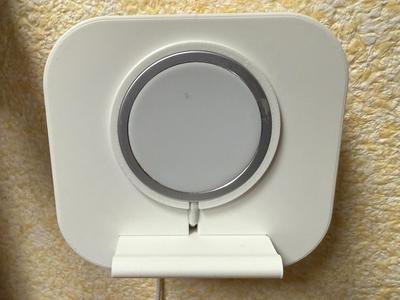MagSafe Wall Mount Straight and Right with Ventilation