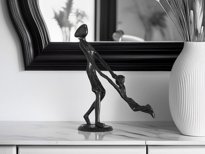 Cute Family Sculpture