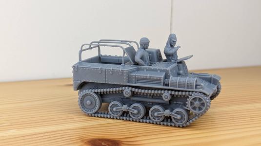 Type 98 So-Da Carrier + 2 Tankmen (Japan, WW2)