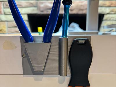 Universal Tool Holder