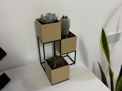 Modular bamboo-style vase trio