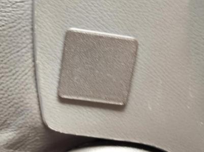 Mercedes Viano seat cap instead of armrest