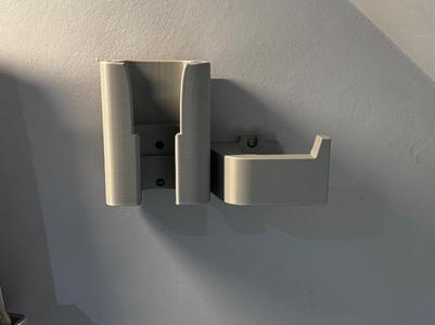 Worx WU633 wall mount