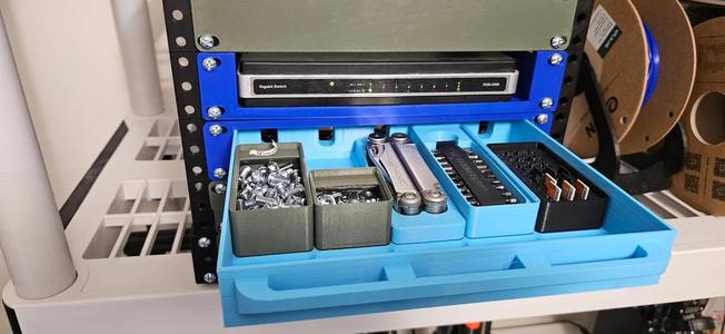 Gridfinity Drawer for 10 Inch Rack   