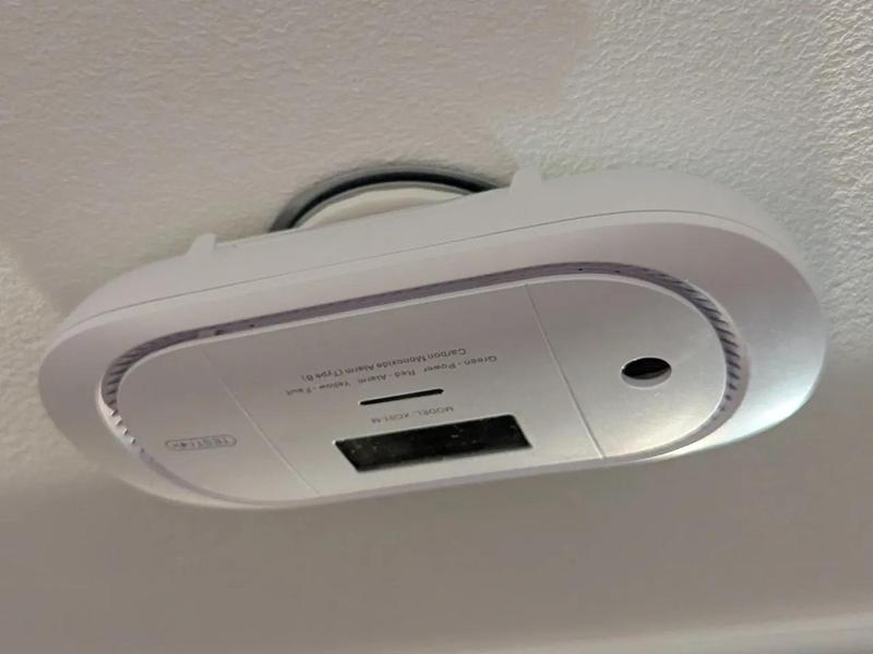 X-Sense XC01-M CO alarm adapter for magnetic mount   