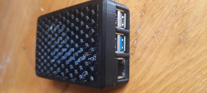 Raspberry Pi 5 with WaveShare NVME (D)   