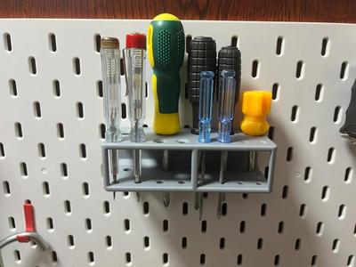 Pegboard Accessory - Screwdriver Holder