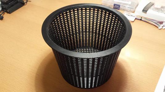 pool bucket   