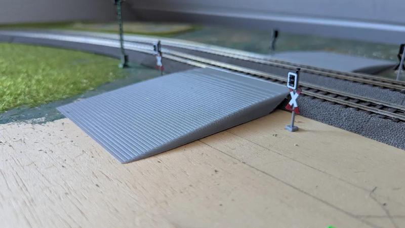 Roco R-Line mit Bettung Bahnübergang ohne Mittelstück   