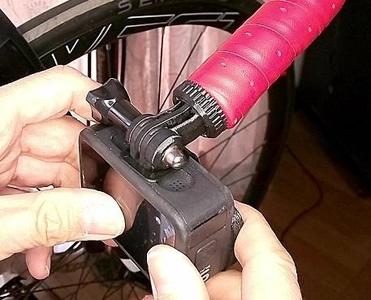 Roadbike handlebar mount concept model