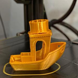 Top Hat Benchy