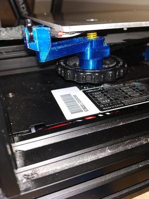 Proper strain relief piece for Ender 3 locking bed knob