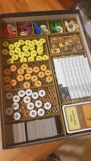Agricola 2007 base game organiser (& farmers of the moor?)