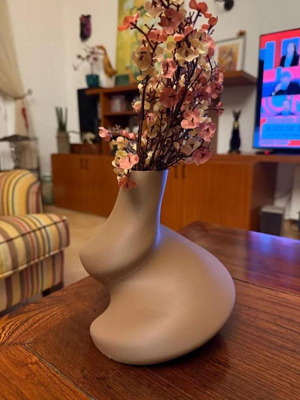 Vase   