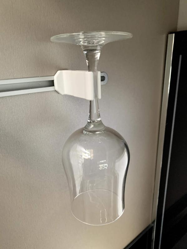 Glass holder