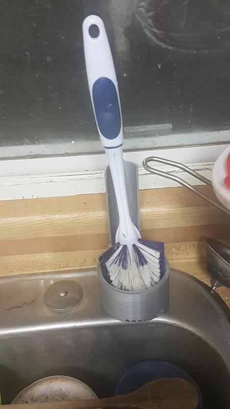 Brush holder remix