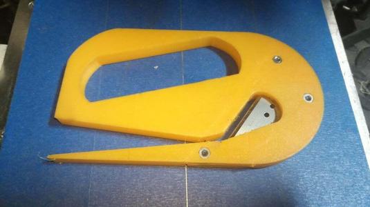 Film safety knife