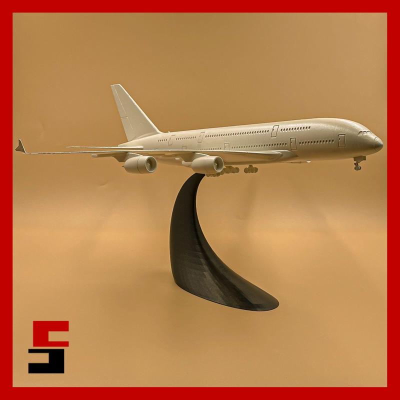 Airplane Airbus A380 Scale 1/200