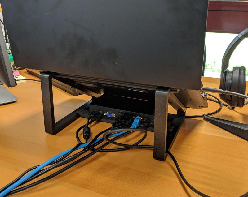 Thinkpad E580 stand