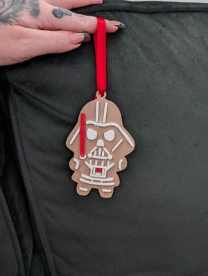 Darth vader gingerbread bauble
