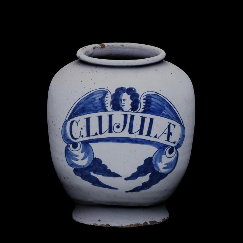 Apothecary vase for wood-sorrel preserve