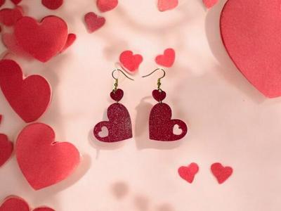 Hanging hearts earrings