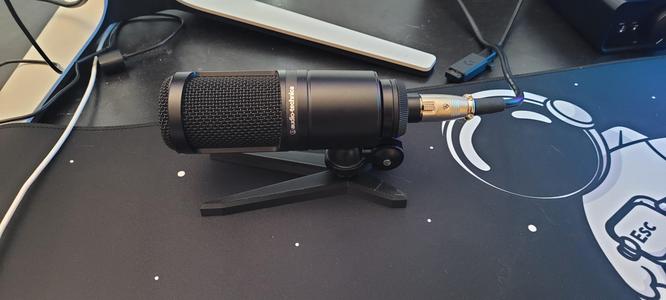 AT2020 Mic Stand