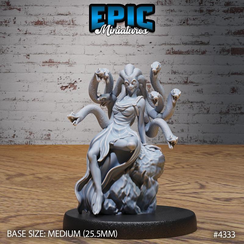 Medusa Bipedal Sitting ‧ DnD Miniature ‧ Tabletop Miniatures ‧ Gaming Monster ‧ 3D Model ‧ RPG ‧ DnDminis ‧ STL FILE