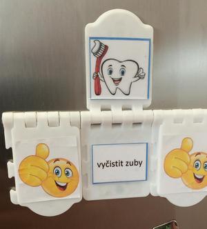 MFR =Magnetic Folding Reminder for children's household duties