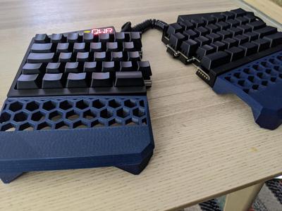 Palm rest for Ultimate Hacking Keyboard