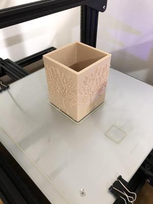 Tree style pencil holder