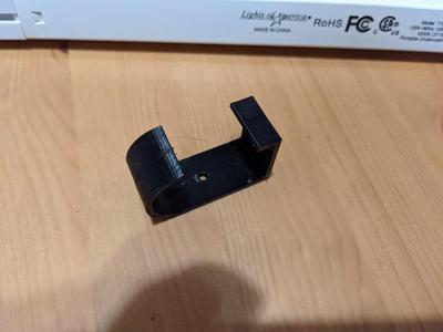 Lights of America under cabinet light mount 