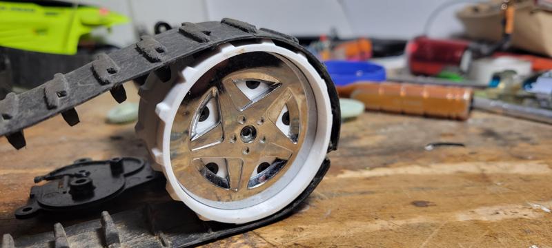 Tyco 9.6v Fast Traxx rear wheel