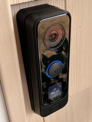 Ubiquiti G4 Doorbell Pro 15° Wedge