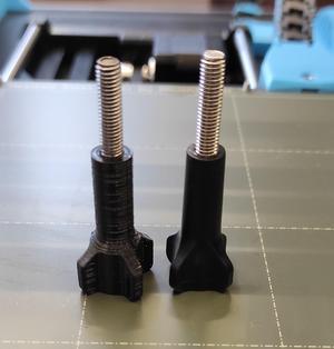 Action camera thumb screw