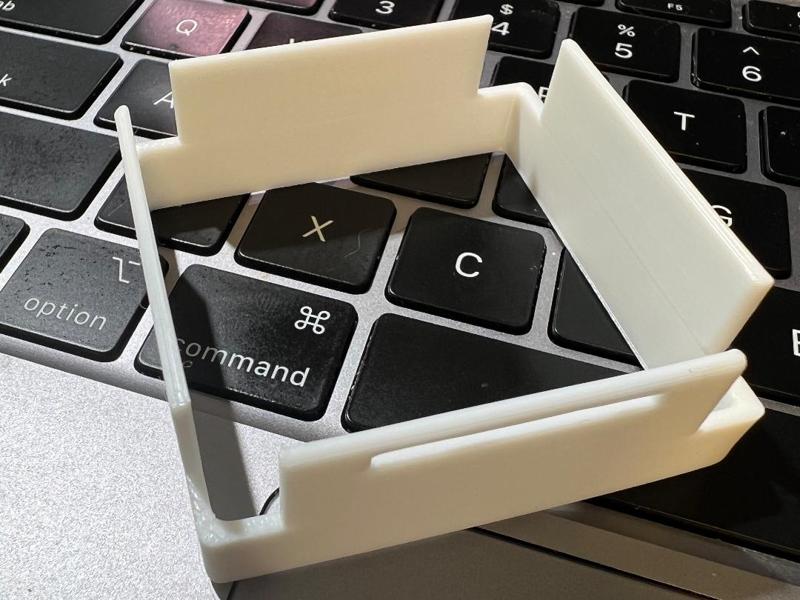 Wyze OG adapter for Wyze Window Mount V1 