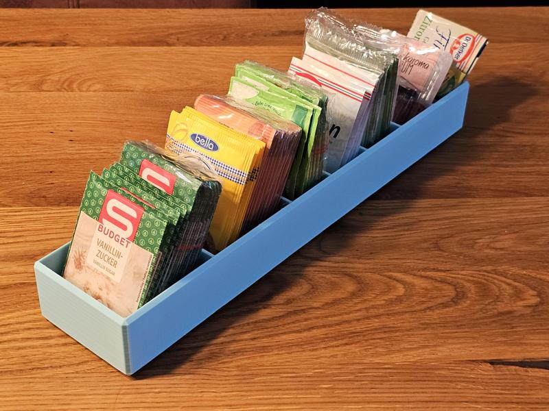 Behälter für Backzutaten