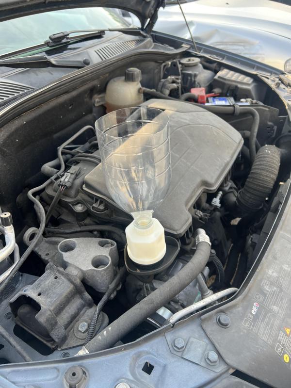 Car Engine Oil Funnel Adaptor V3 Renault