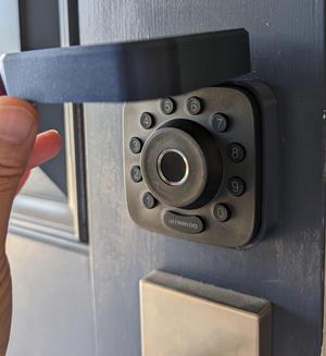 ultraloq u-bolt pro cover