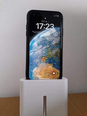 iPhone 11/XR charging stand - WIRED