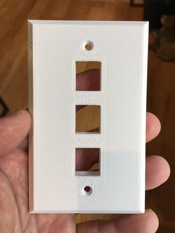 ReModded WALLY Plate Customizer