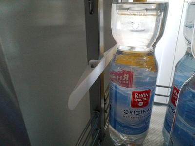 Apothekerschrank Halter (Schüller) / apothecary cabinet stopper