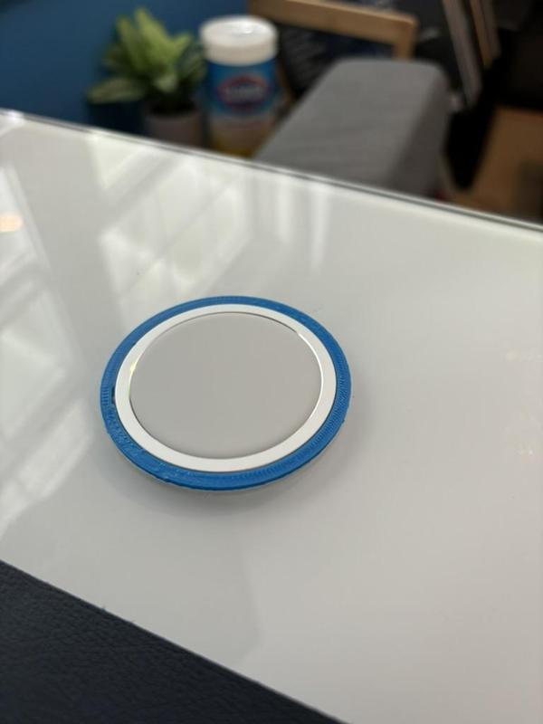 Tresanti Desk - Magsafe